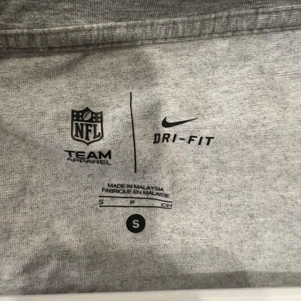 Nike Womens NY Giants Long Sleeve - Picture 3 of 3
